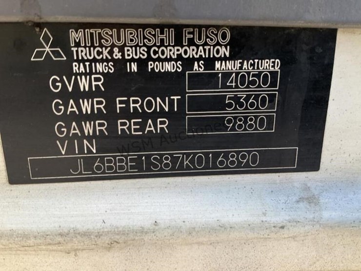 2007-mitsubishi-fuso-box-truck-image-11