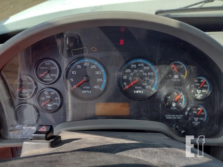 2013-international-workstar-7500-image-9
