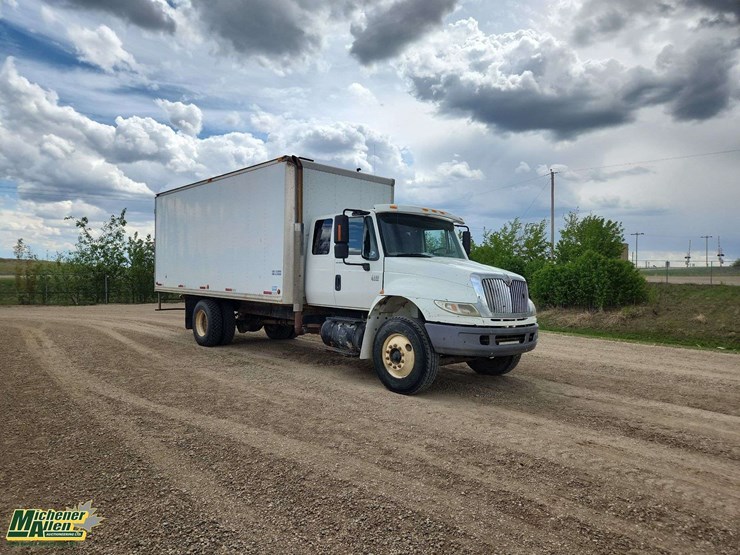 2007-international-durastar-4400-image-2