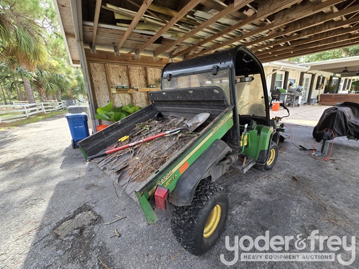 2014-john-deere-gator-tx-image-3