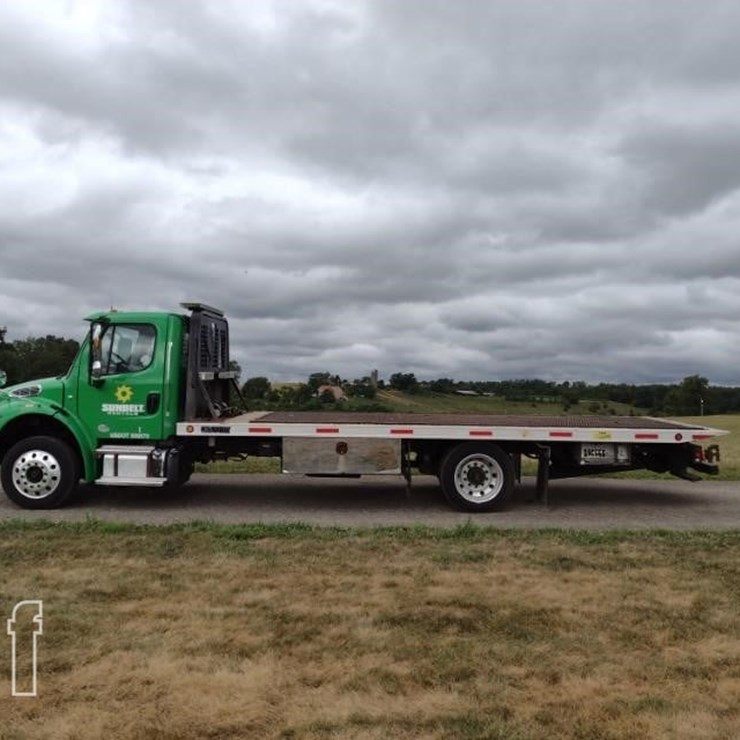 2019 FREIGHTLINER BUSINESS CLASS M2 106