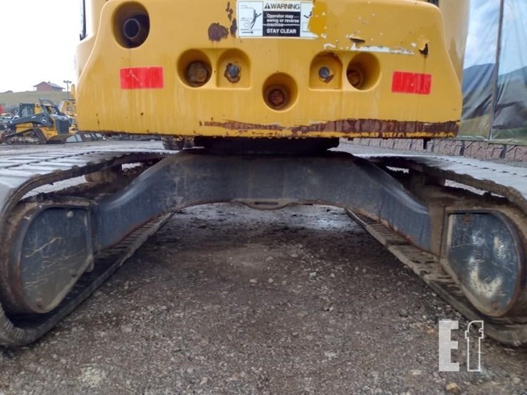 2015-deere-35g-image-45