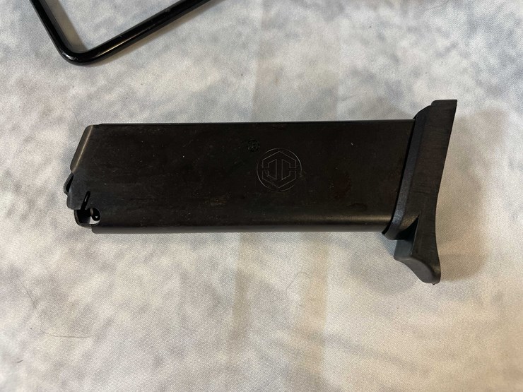 #4791-•-hi-point-p9-9mm-luger-pistol,-sn:-p10189698-image-22