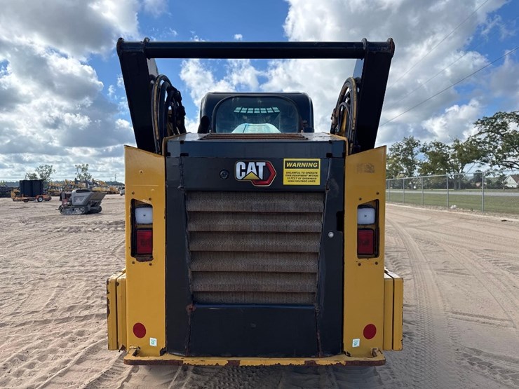 2021-caterpillar-262d3-image-7