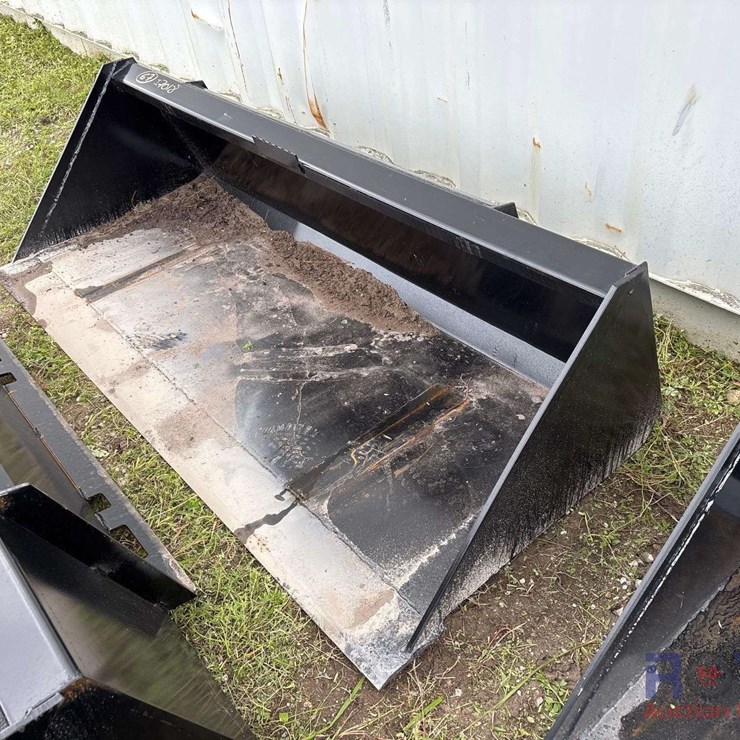 2025 Swict 72in Bucket Skid Steer Attachment
