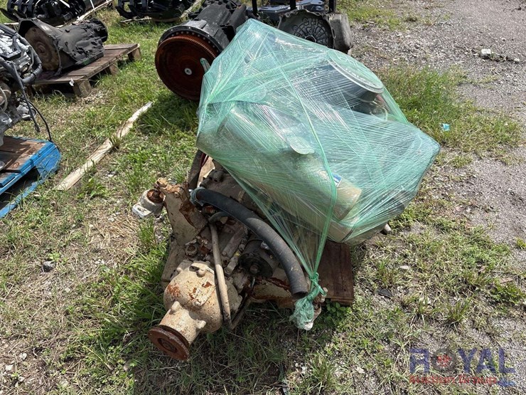 2-windsor-351-inboard-motors-w/transmissions-shafts-rutters-and-props-image-2