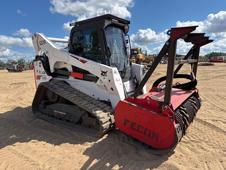 2021-bobcat-t870-image-4