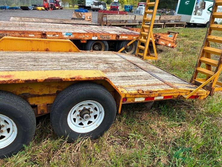 2012-18ft-deck-2-ft-dove-tail-equipment-trailer-image-10