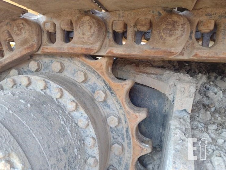 john-deere-210-image-23