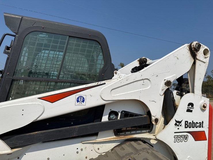 2020-bobcat-t870-image-22