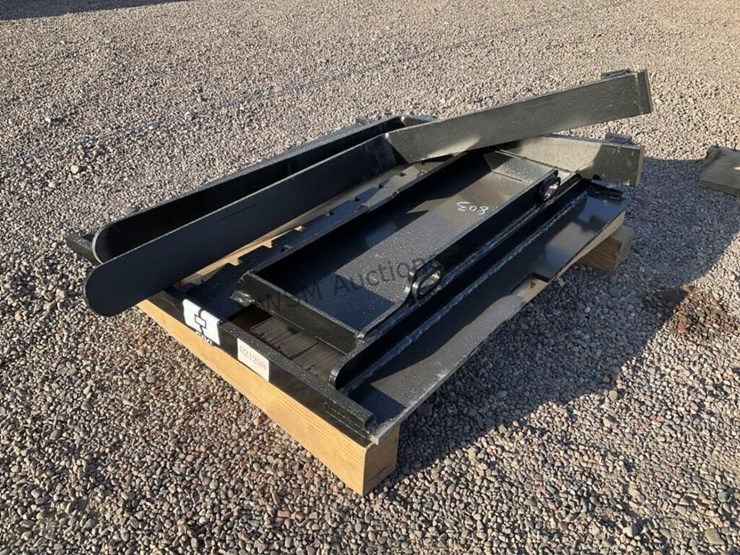 30in-forks-for-stand-up-skid-steer-image-3