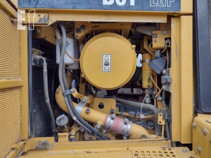 2008-caterpillar-d6t-lgp-image-42