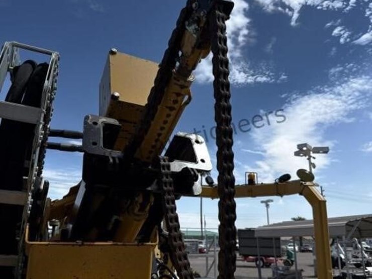 2014-vermeer-pd10-pile-driver-image-13