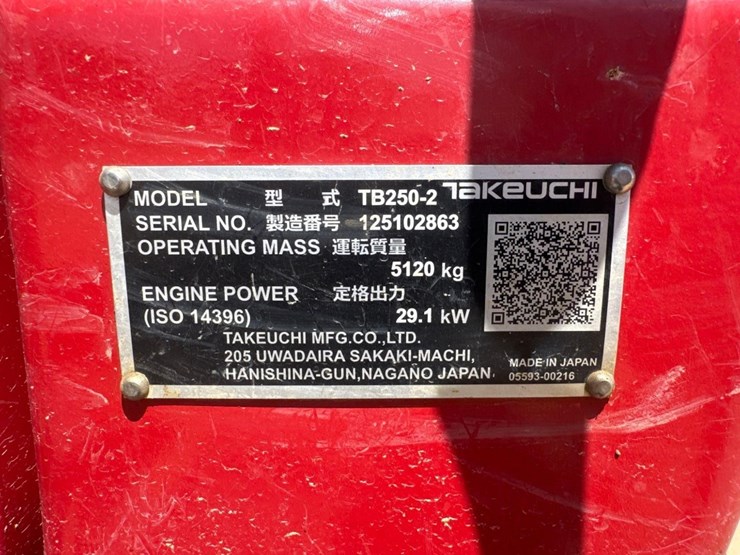takeuchi-tb250-2-image-30