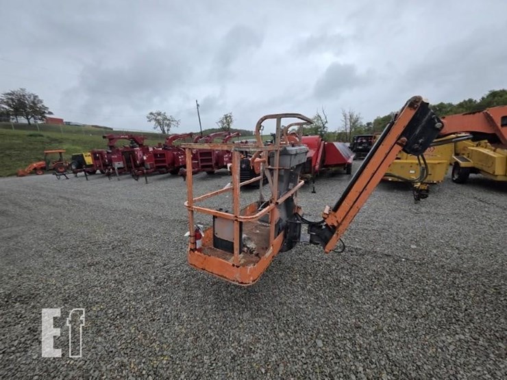 2015-jlg-450aj-image-10