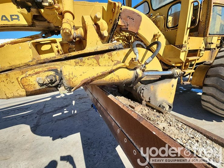 caterpillar-16g-image-22