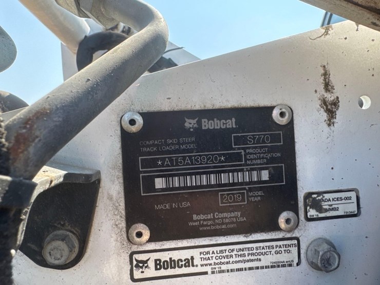 2019-bobcat-s770-image-13