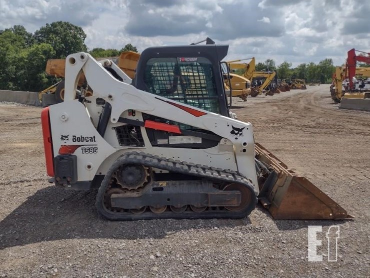 2018-bobcat-t595-image-3