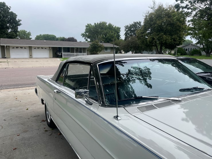1965-ford-50-image-50