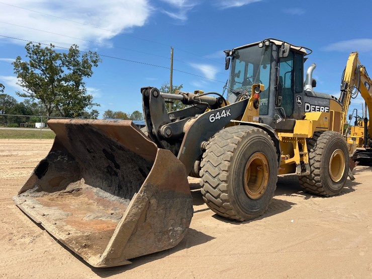 2012-deere-644k-image-8