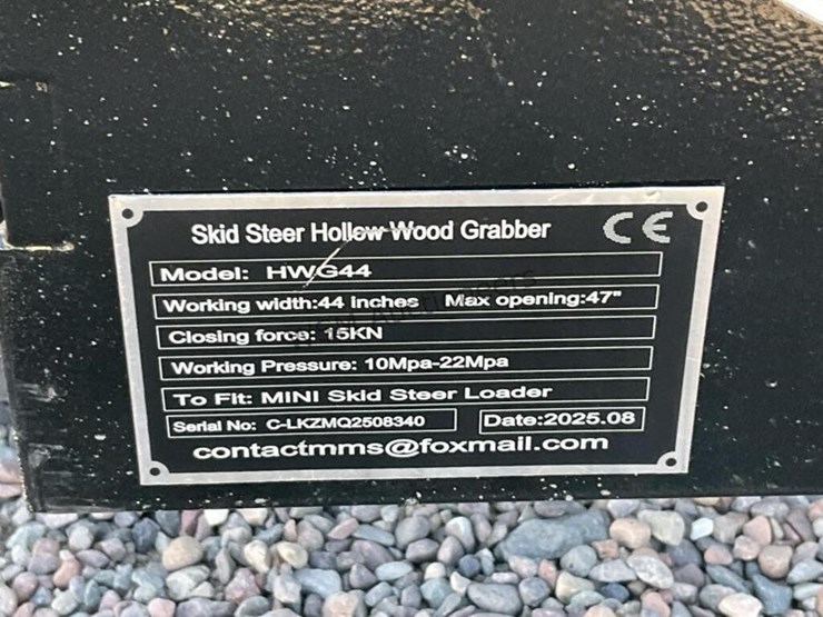 2025-giyi-hwg44-44in-wood-grappler-for-stand-up-image-8