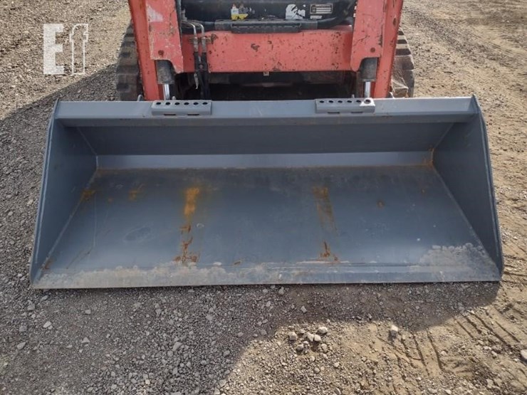 kubota-svl65-2-image-15