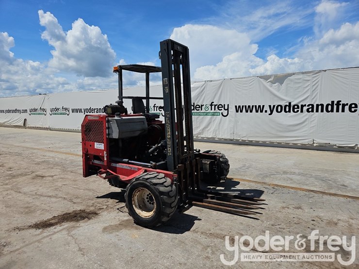 2004-moffett-m5500-image-7