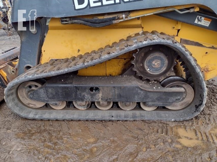 deere-329d-image-19