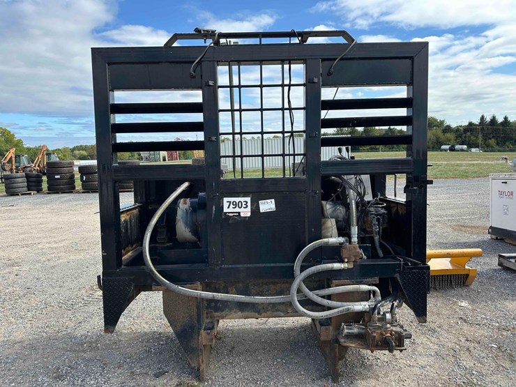 tractor-trailer-headache-rack-w/-ramsey-winch-image-5