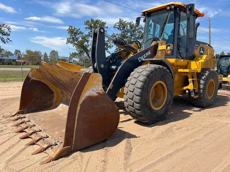 2021-deere-624p-image-9