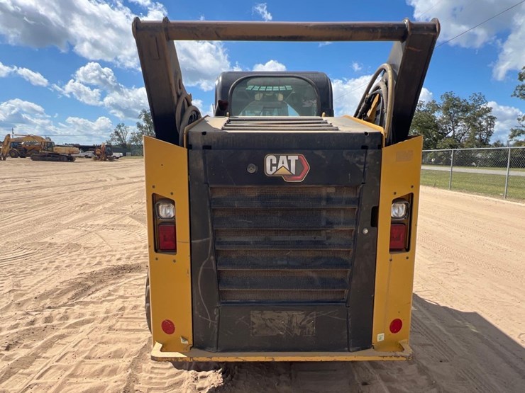 2019-caterpillar-262d3-image-3