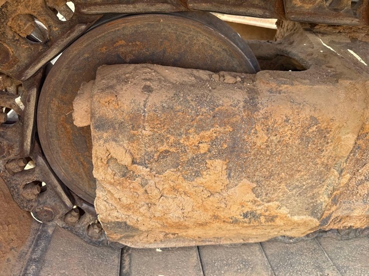 2014-caterpillar-324el-image-12