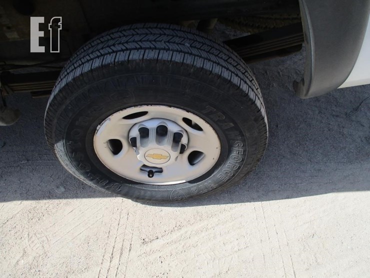 2002-chevrolet-2500-image-15