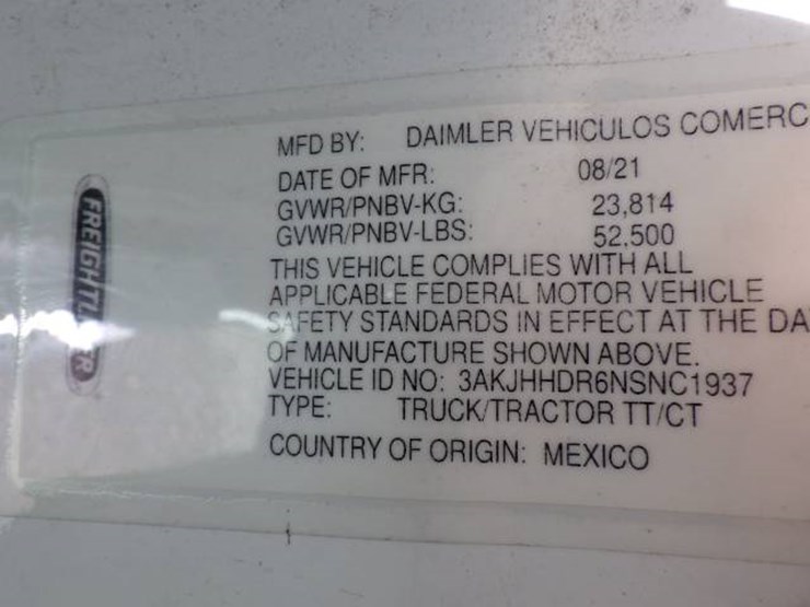 2022-freightliner-cascadia-126-image-13