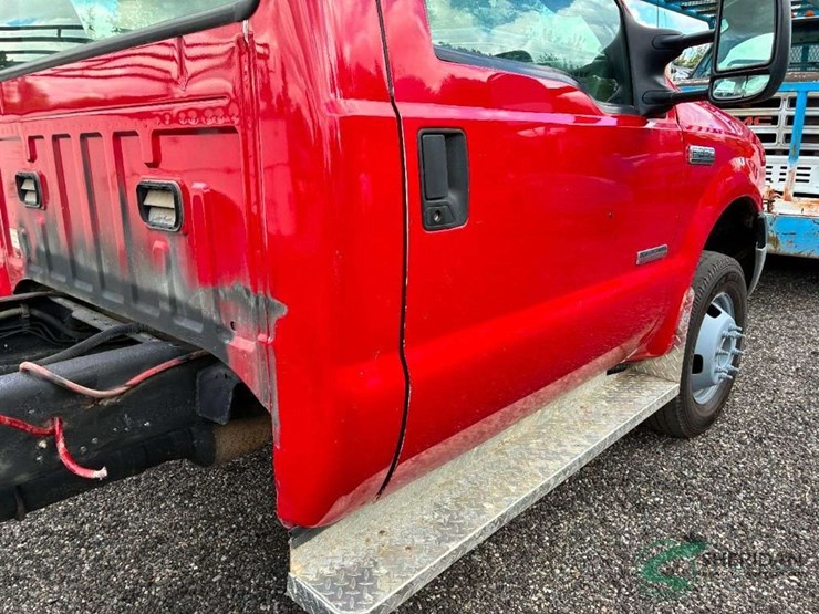 2006-ford-f350-image-17