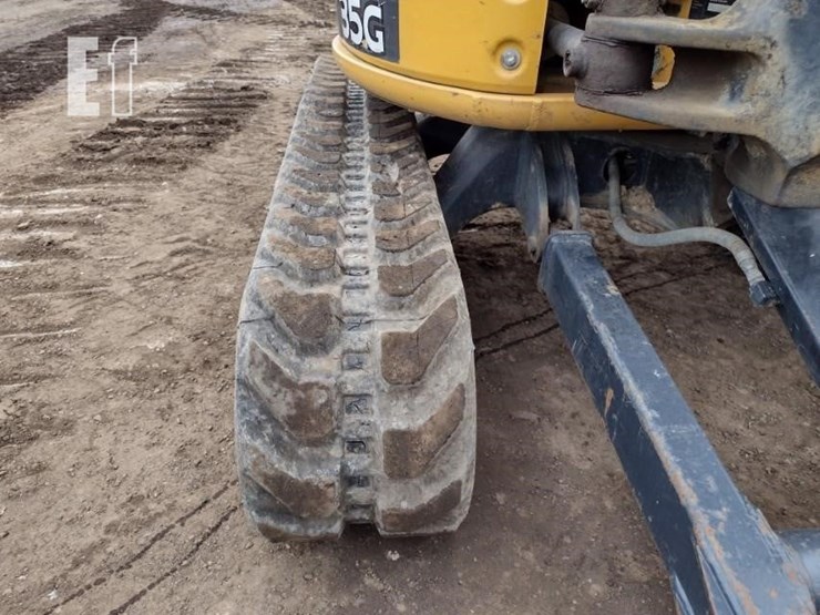 2019-deere-35g-image-44