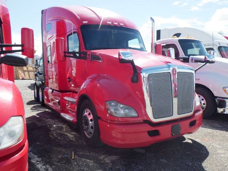 2020-kenworth-t680-image-2