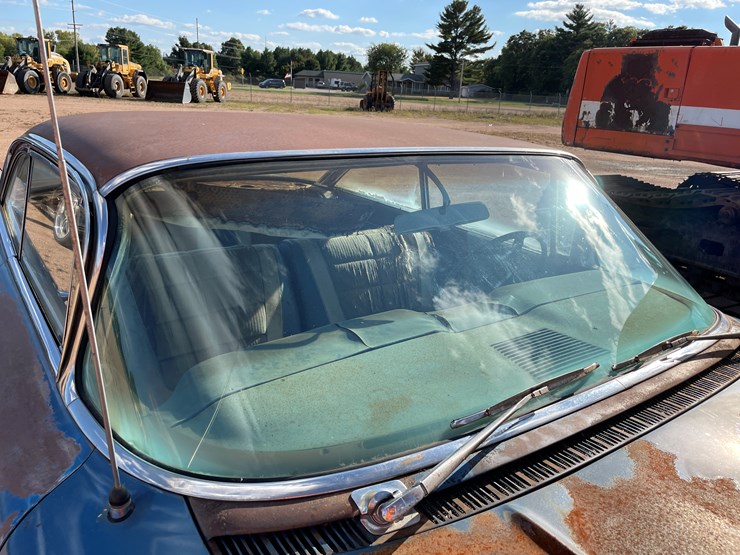 #8217-•-oldsmobile-88-super-coupe-(has-title-in-delay)-(mosinee,-wi)-image-11