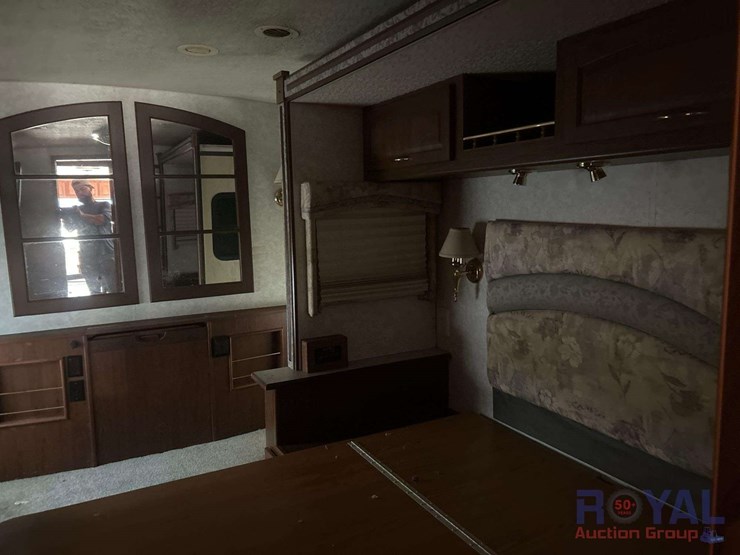 2004-workhorse-w22-motorhome-image-28
