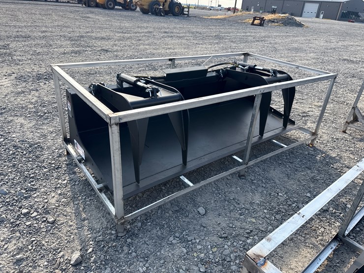 #2090-•-unused-jct-7'-skid-steer-grapple-bucket-inv#-27498-image-1