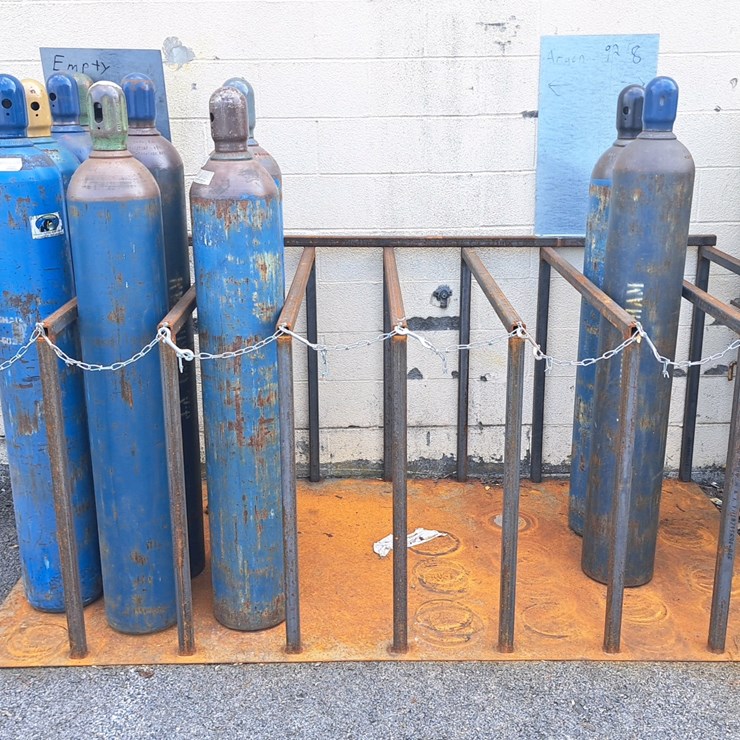#156 • Steel Gas Tank Rack