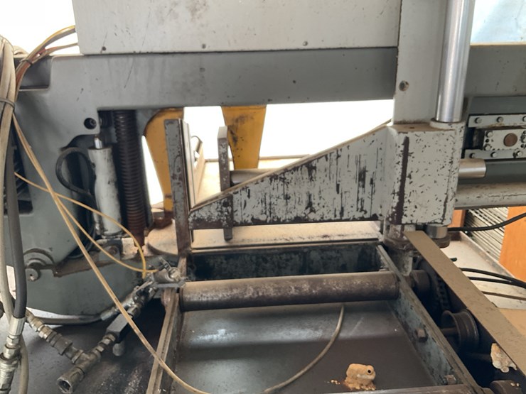 #111-•-hyd-mech-metal-band-saw-image-21