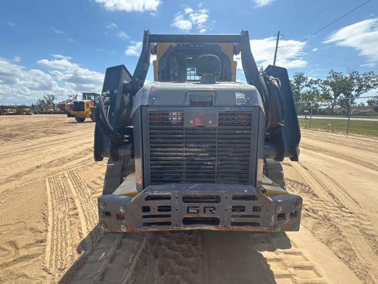 deere-333g-image-7