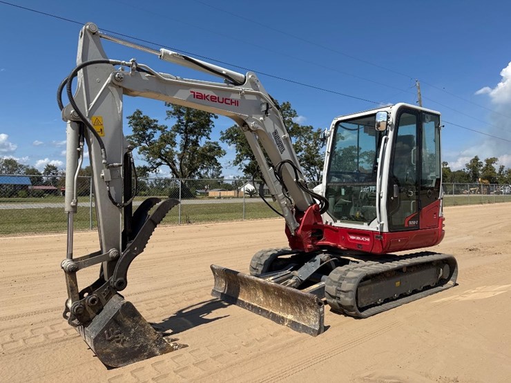 takeuchi-tb250-2-image-2