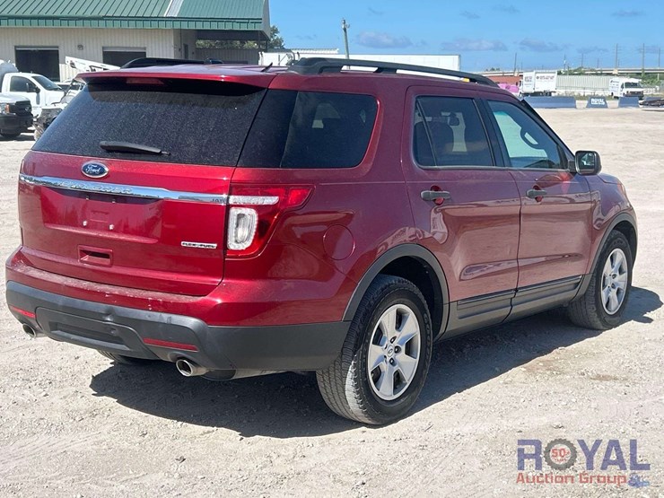 2014-ford-explorer-image-3