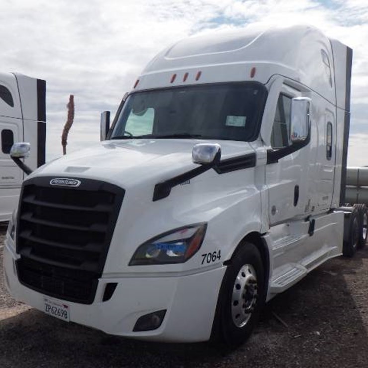 2024 FREIGHTLINER CASCADIA 126