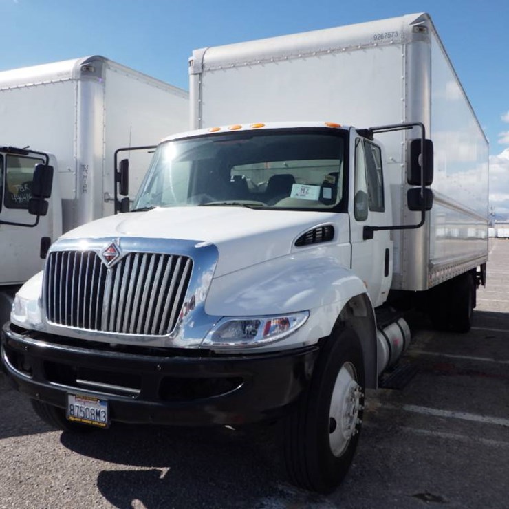 2018 INTERNATIONAL DURASTAR 4300