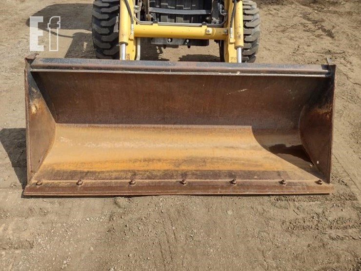 2005-deere-110-image-16