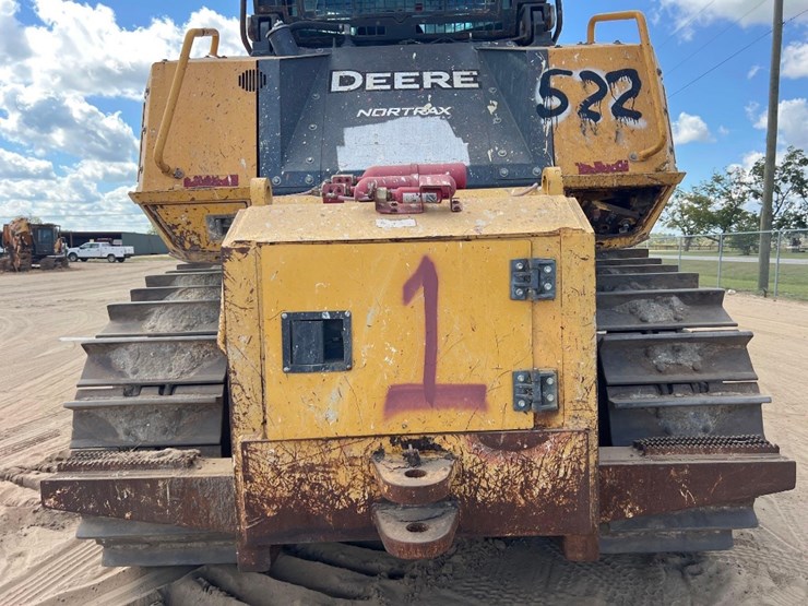 2015-deere-1050k-image-27