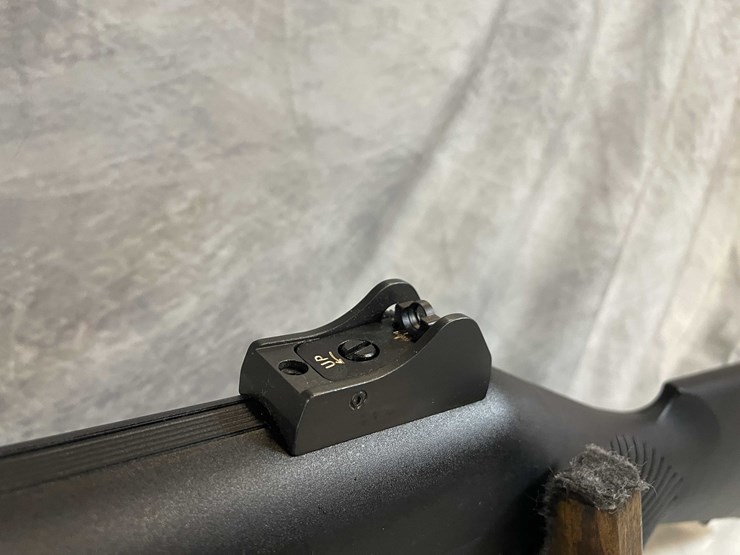 #4867-•-benelli-nova-12-ga.-pump-action-shotgun,-sn:-z1023140u-image-28